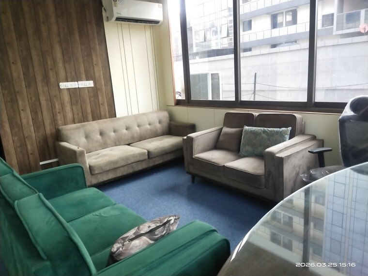 Common Area, morya-landmark-2 Commercial Office Space 2100 Sq.Ft. In Andheri West Mumbai 10189132