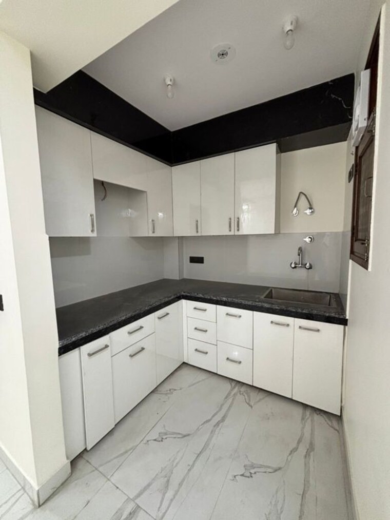 Kitchen, palm-residency-chhatarpur 3 Bedroom 1100 Sq.Ft. Builder Floor In Chattarpur Delhi 10189139