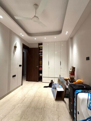 Living Room in 3 BHK Builder Floor at Safdarjung Enclave – for Rent