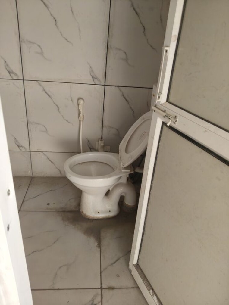 Floor Plan, sector 63 Commercial Warehouse 6500 Sq.Yd. In Sector 63 Noida 10189146