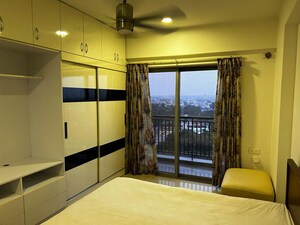 Room in 2 BHK Apartment at Orchid Woods, Hennur – for Rent