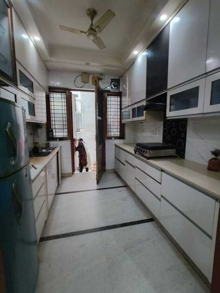 Kitchen, heritage-homes 3 Bedroom 160 Sq.Yd. Builder Floor In Sector 9 Gurgaon 10189149