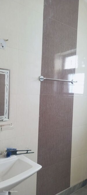Bathroom in 2 BHK Builder Floor at Ansal Plaza Sector-23, Sector 23 – for Rent