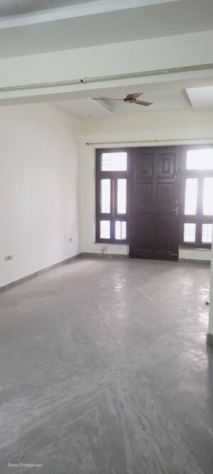 2 BHK Builder Floor For Rent in Ansal Plaza Sector-23, Sector 23