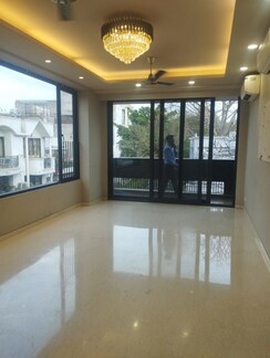 3 BHK + Pooja Room,Servant Room Builder Floor For Rent in Greater Kailash I