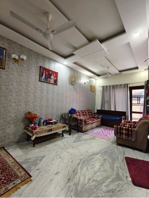 Bedroom in 5 BHK Villa at Paramount Golfforeste, Zeta I Greater Noida – for Rent