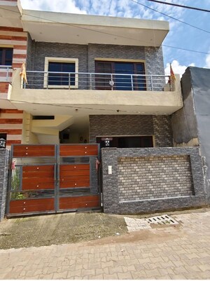 5 BHK Villa – Exterior View View at Paramount Golfforeste, Zeta I Greater Noida - for Rent