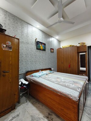Bedroom in 5 BHK Villa at Paramount Golfforeste, Zeta I Greater Noida – for Rent
