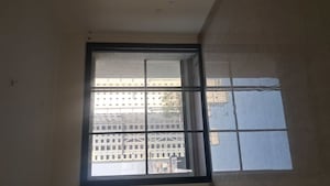 Furnished Amenities in 3.5 BHK Apartment at Dosti Eastern Bay, Wadala – for Rent