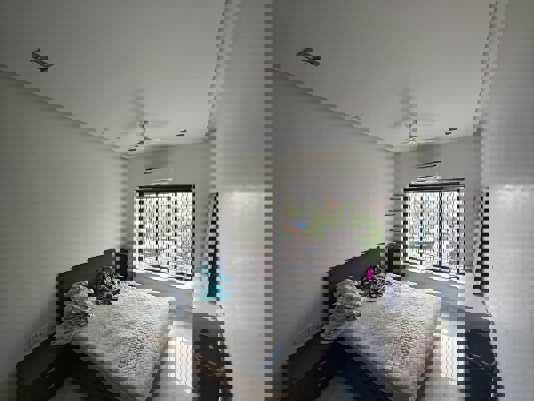 2 BHK 800 Sq.Ft. Apartment in Seasons Avenue Khar West