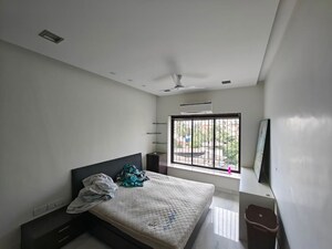 2 BHK Apartment For Rent in Seasons Avenue Khar West, Khar West