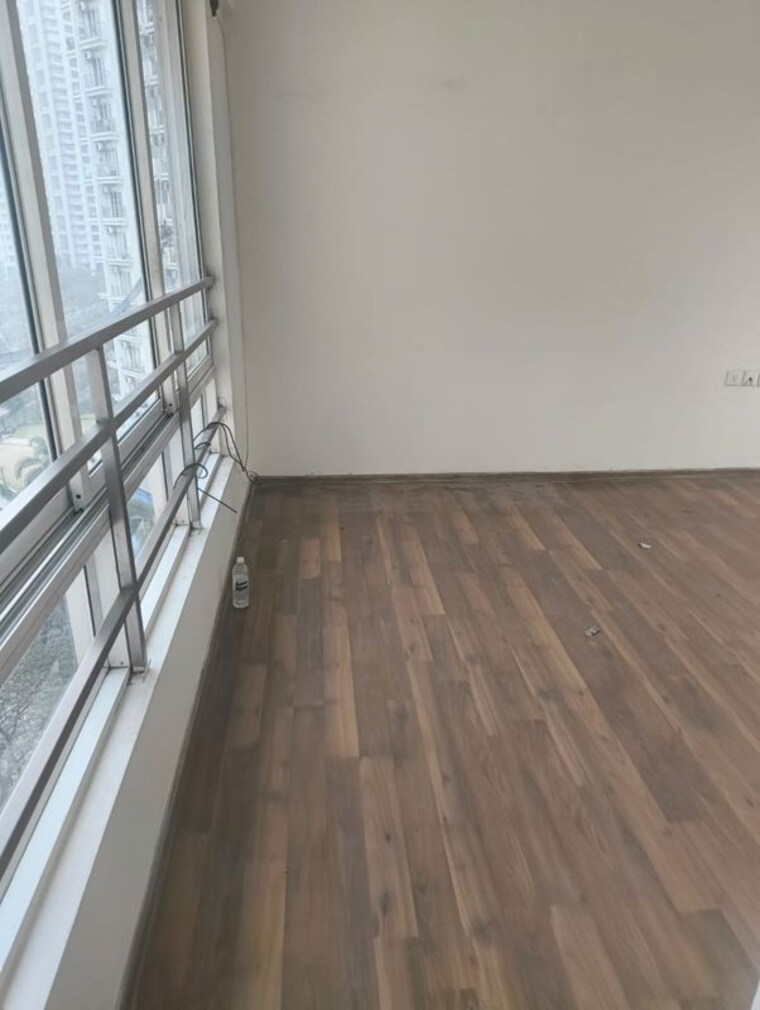 Balcony, sheth-montana 2 Bedroom 1050 Sq.Ft. Apartment In Mulund West Mumbai 10189192