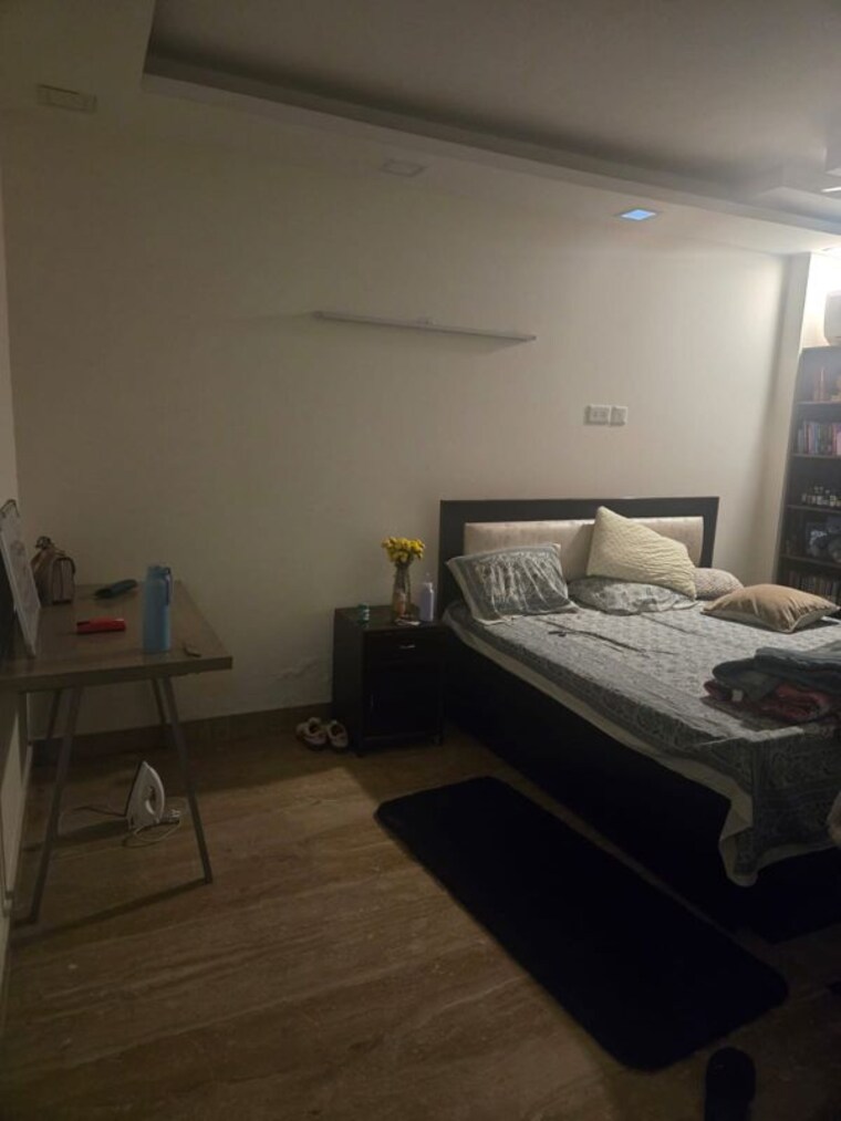 Bedroom, new colony 3 Bedroom 180 Sq.Yd. Builder Floor In New Colony Gurgaon 10189202