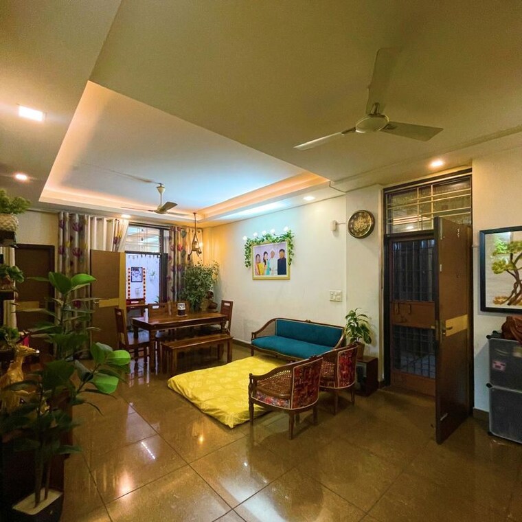 Living Room, gyan khand ii 4 Bedroom 2200 Sq.Ft. Builder Floor In Gyan Khand ii Ghaziabad 10189231