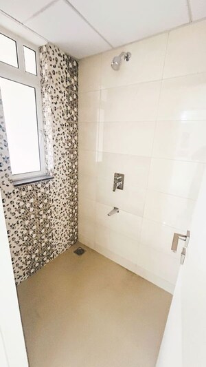 Bathroom in 1 BHK Apartment at Wadgaon Sheri – for Rent