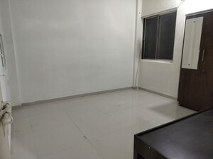 Room in 2 BHK Apartment at Swadesh Greenhills, Baner – for Rent