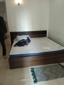 3 BHK + Extra Room Apartment For Rent in Jm Orchid