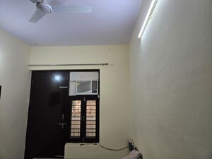 Room in 1 RK Builder Floor at Spazedge, Sector 47 – for Rent