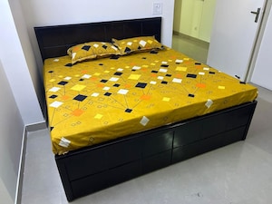 Bedroom in 3 BHK Apartment at Mahagun Moderne, Sector 78 – for Sale