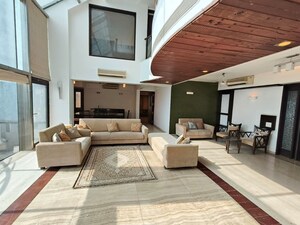 Kitchen in 2.5 BHK Apartment at Bussa Industrial Estate Lower Parel, Lower Parel – for Rent