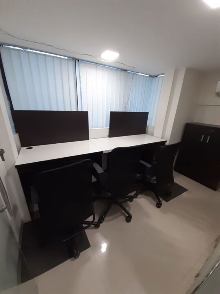 Team Area, knox-plaza Commercial Office Space 500 Sq.Ft. In Malad West Mumbai 10189335