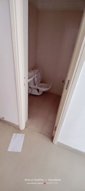 Bathroom in 4 BHK Apartment at Alphacorp Gurgaon One 84, Sector 84 – for Rent