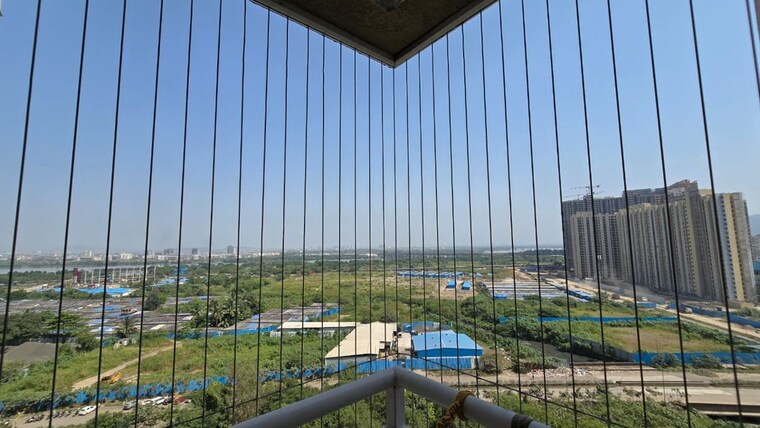 Swimming Pool, lodha-amara 2 Bedroom 735 Sq.Ft. Apartment In Kolshet Road Thane 10189351