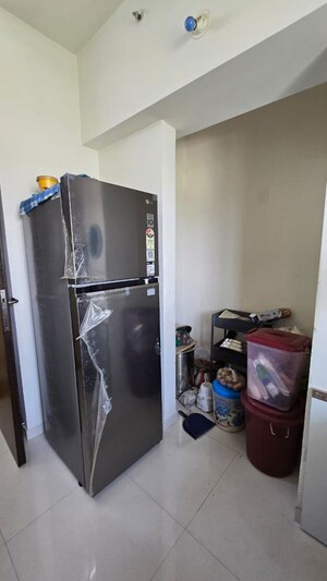 Kitchen in 2 BHK Apartment at Lodha Amara, Kolshet Road – for Sale