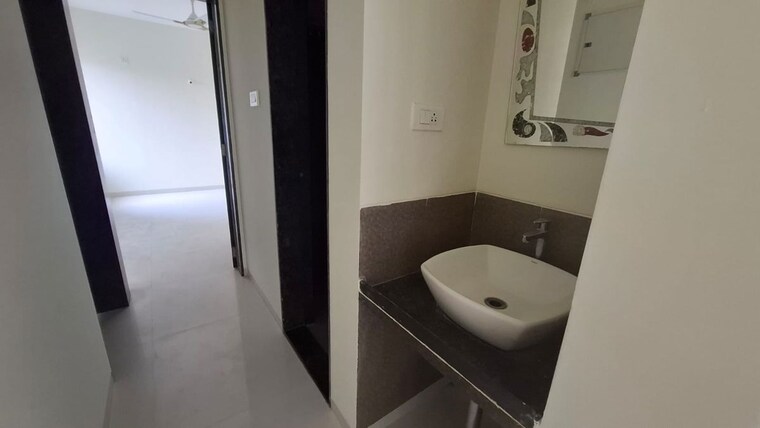 Bathroom, rawat-madhuli 2 Bedroom 708 Sq.Ft. Apartment In Sinhagad Pune 10189399