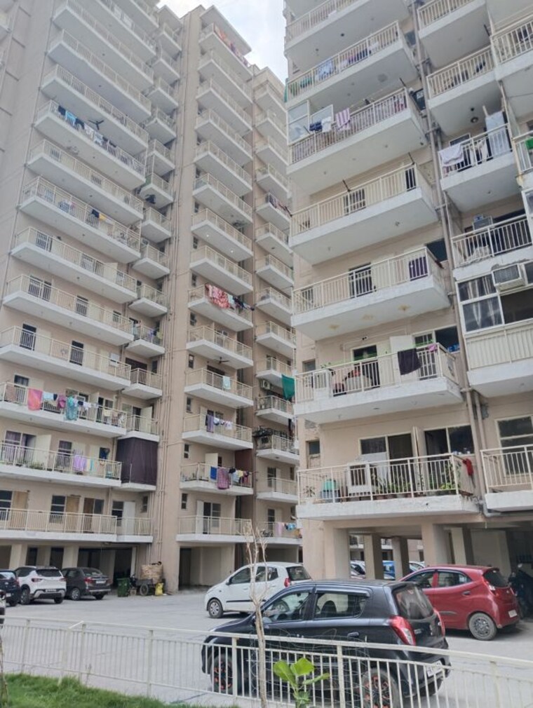 Exterior View, sector 85 2 Bedroom 500 Sq.Ft. Apartment In Sector 85 Faridabad 10189421