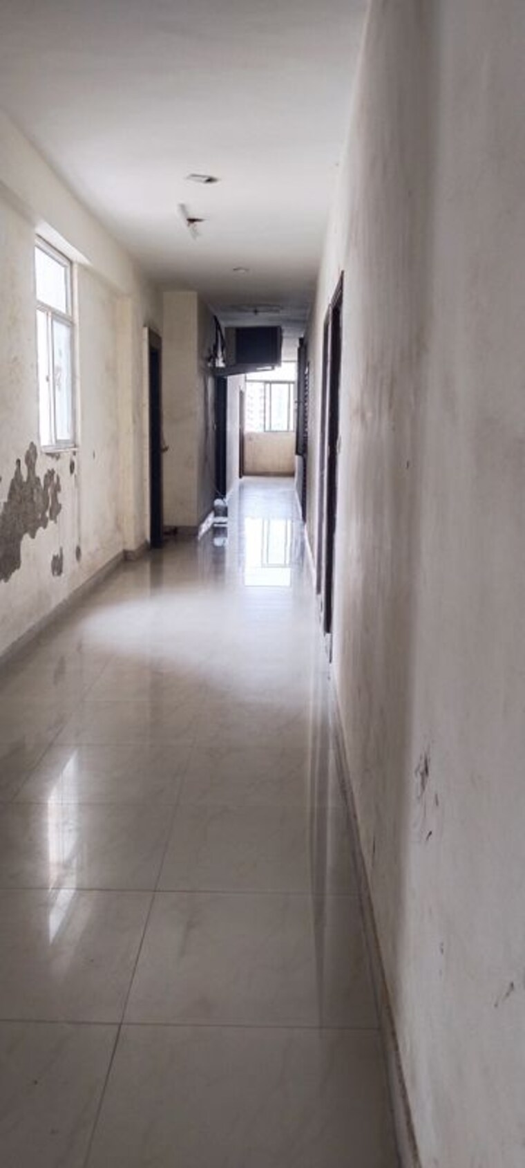 undefined, omaxe-heights 1 RK 200 Sq.Ft. Apartment In Sector 86 Faridabad 10189423