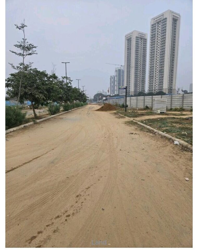 Exterior View, vatika-v-lante  240 Sq.Yd. Plot In Sector 83 Gurgaon 10189428