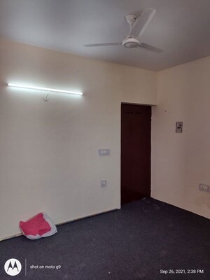 Room in 1 RK Apartment at SRS Royal Hills, Sector 87 – for Sale