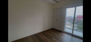 Room in 2.5 BHK Apartment at Hawelia Valenova Park, Tech Zone 4 Greater Noida – for Sale