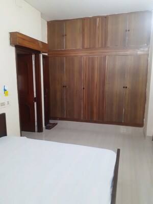 Furnished Amenities in 1 BHK Builder Floor at Sector 37 – for Rent