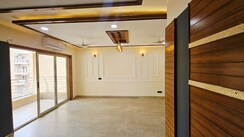 3 BHK + Servant Room Apartment For Sale in Sector 20