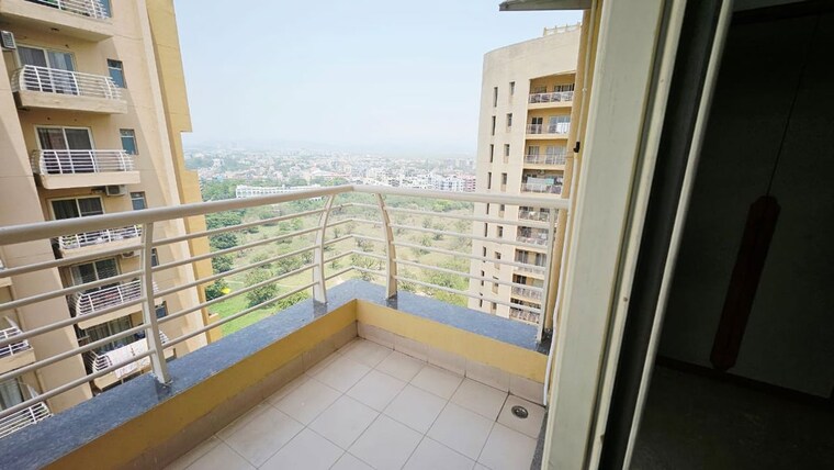 Balcony, sector 20 3 Bedroom 1850 Sq.Ft. Apartment In Sector 20 Panchkula 10189464