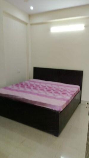 Bedroom in 2 BHK Builder Floor at RWA Residential Society, Sector 40 – for Rent