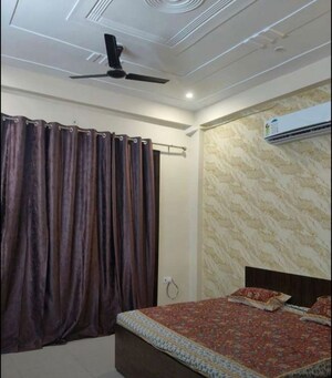 Team Area in 3 BHK Apartment at BCC Residency, Hazratganj – for Rent