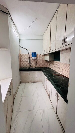 Balcony in 2 BHK Villa at Sector 55 – for Rent