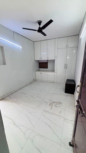 Bathroom in 2 BHK Villa at Sector 55 – for Rent