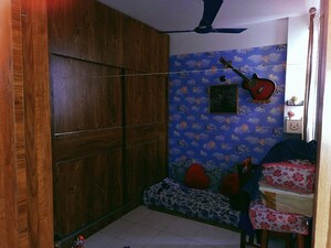 Furnished Amenities in 1 BHK Apartment at Auric City Homes, Sector 82 – for Rent