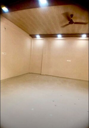  Office Space For Rent in Hazratganj