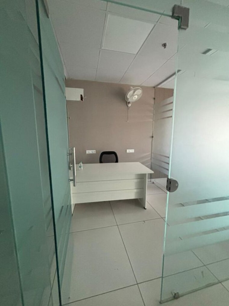 Floor Plan, sector 74 Commercial Office Space 650 Sq.Ft. In Sector 74 Mohali 10189515
