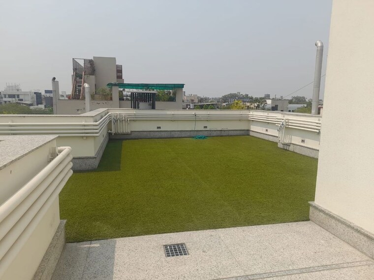 Swimming Pool, vasant vihar 4 Bedroom 3500 Sq.Ft. Builder Floor In Vasant Vihar Delhi 10189518