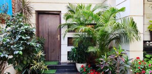 2 BHK Builder Floor – Garden View at Kohli One Malibu Town, Sector 47 - for Rent