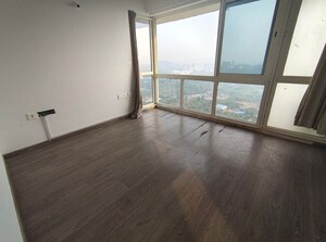 Room in 2 BHK Apartment at Omkar Ananta, Goregaon East – for Rent