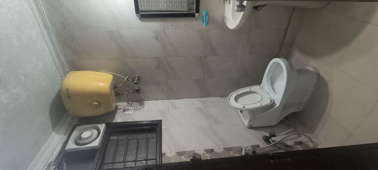 Bathroom, panchsheel vihar 2 Bedroom 720 Sq.Ft. Builder Floor In Panchsheel Vihar Delhi 10189546