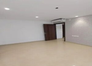 Room in 3 BHK Apartment at Hiranandani Highland, Powai – for Rent