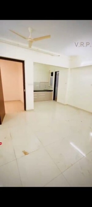 Room in 2 BHK Apartment at Kolte Patil Life Republic R 10, Hinjewadi – for Rent